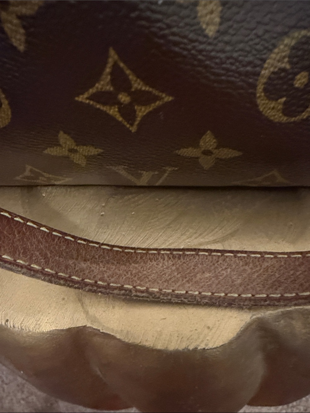 Louis Vuitton Batignolles Horizontal - Picture 5 of 10